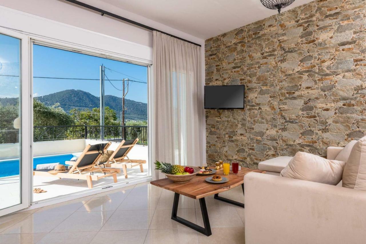 Arsenoi'S Pool Villa สกาลา โปเตมิอัส ภายนอก รูปภาพ