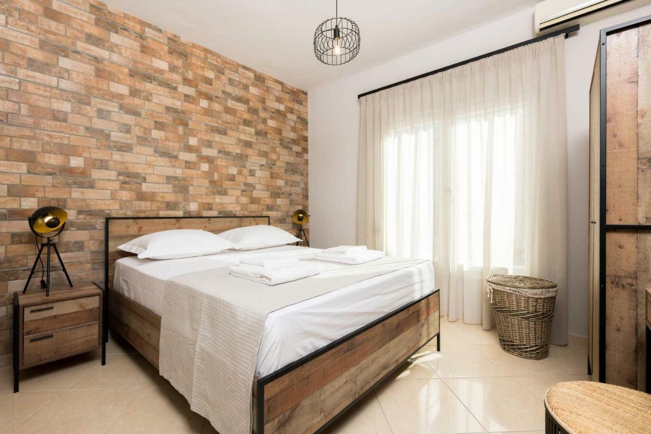 Arsenoi'S Pool Villa สกาลา โปเตมิอัส ภายนอก รูปภาพ