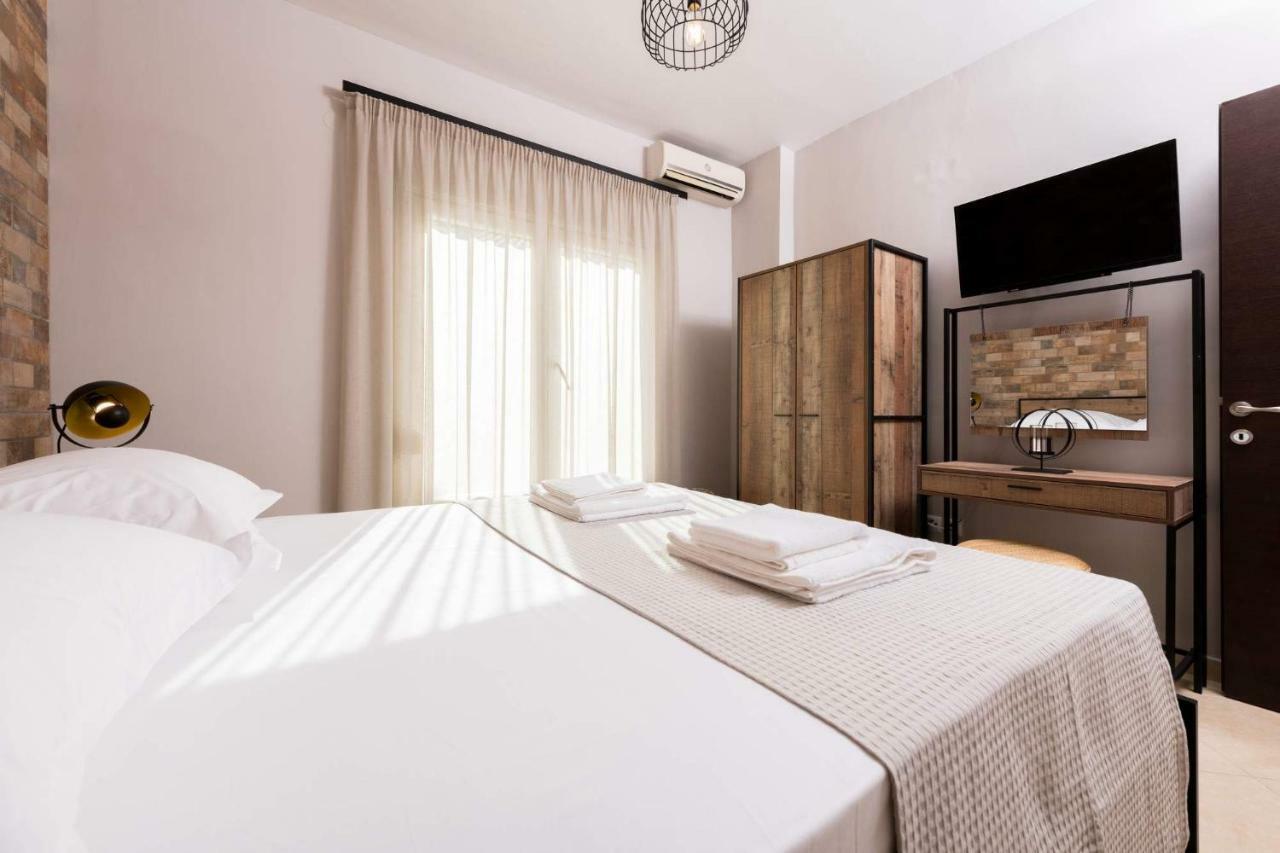 Arsenoi'S Pool Villa สกาลา โปเตมิอัส ภายนอก รูปภาพ